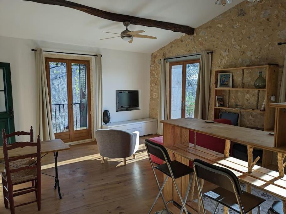 Appartement 1 Chambre, 55M2 - Maison De Village De Charme 17Eme Siecle - Garrigue Heraultaise Argelliers Exteriör bild